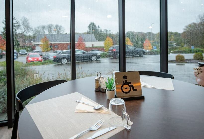 & Aparthotel Casteau Resort Mons Soignies