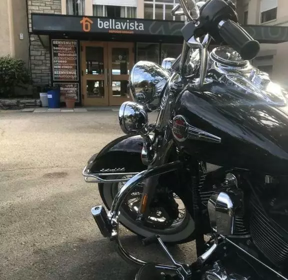 فندق Bellavista Con Estacionamiento