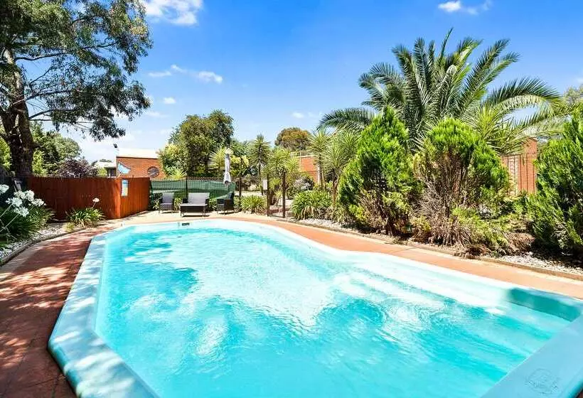 فندق Comfort Inn Coach & Bushmans