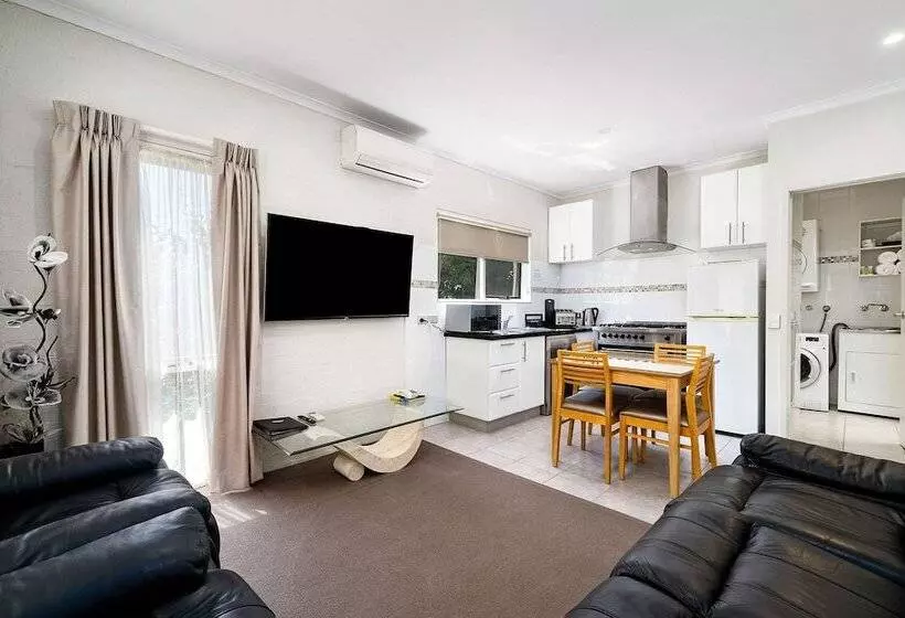 فندق Comfort Inn Coach & Bushmans