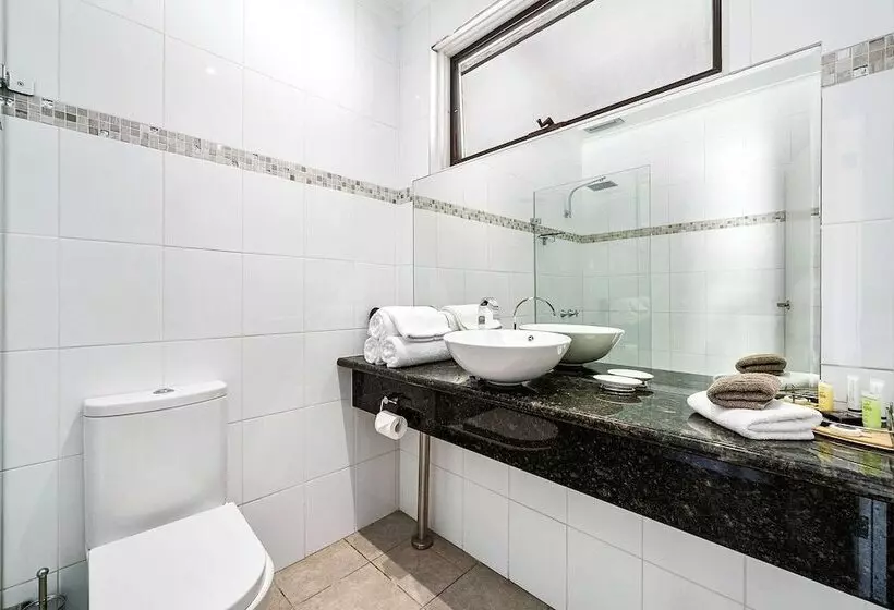 فندق Comfort Inn Coach & Bushmans