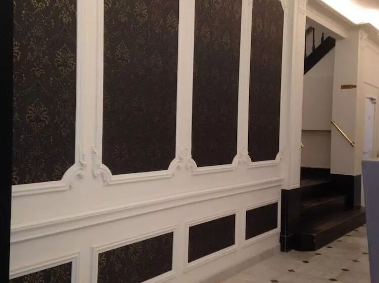 فندق Du Théâtre