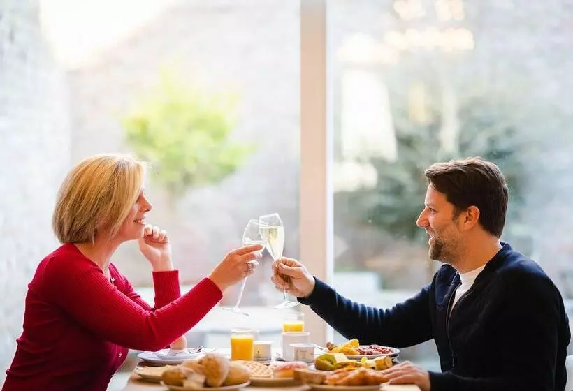 فندق Du Théâtre