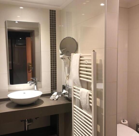 בית מלון כפרי Martin S Chateau Du Lac