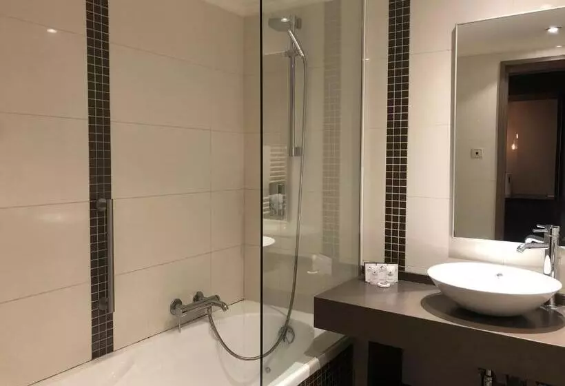 ホテル Martin S Chateau Du Lac