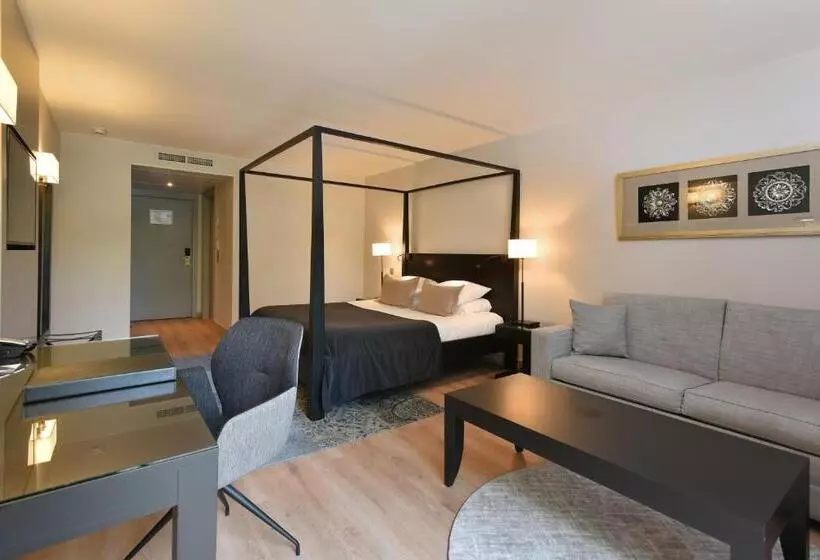 ホテル Martin S Chateau Du Lac