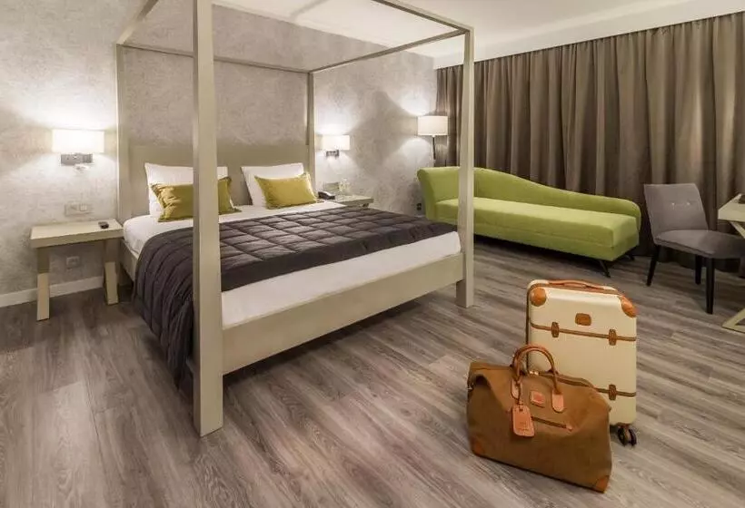 ホテル Martin S Chateau Du Lac