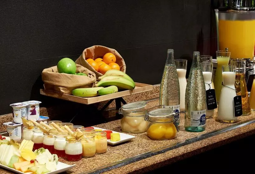 בית מלון כפרי NH Andorra La Vella