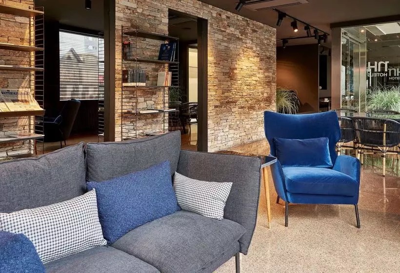 בית מלון כפרי NH Andorra La Vella