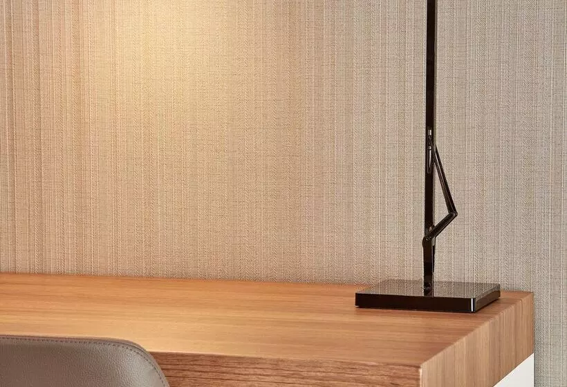 בית מלון כפרי NH Andorra La Vella