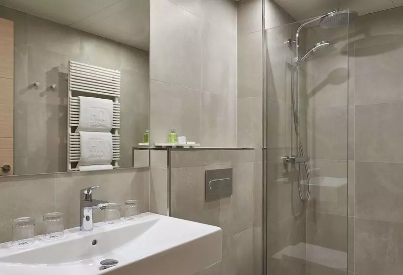 בית מלון כפרי NH Andorra La Vella