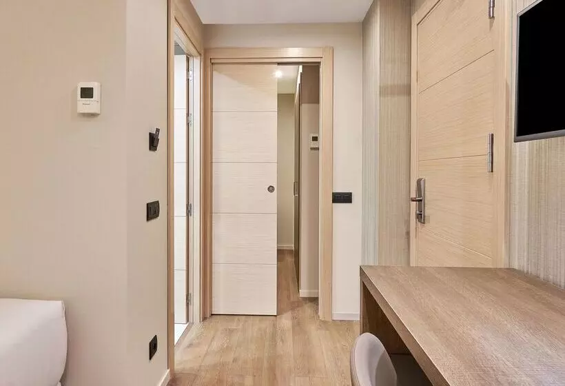 בית מלון כפרי NH Andorra La Vella