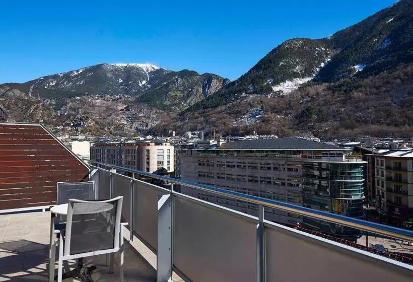 בית מלון כפרי NH Andorra La Vella