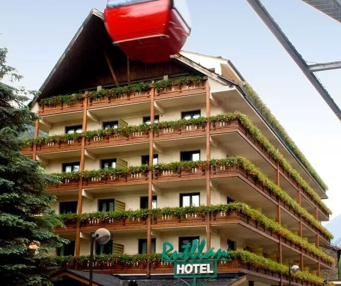 Отель Rutllan & Spa