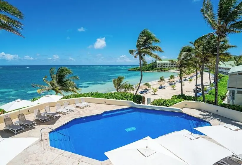 هتل St. James S Club Resort All Inclusive