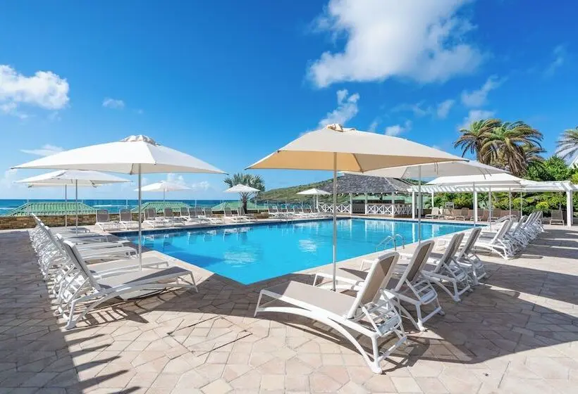 هتل St. James S Club Resort All Inclusive