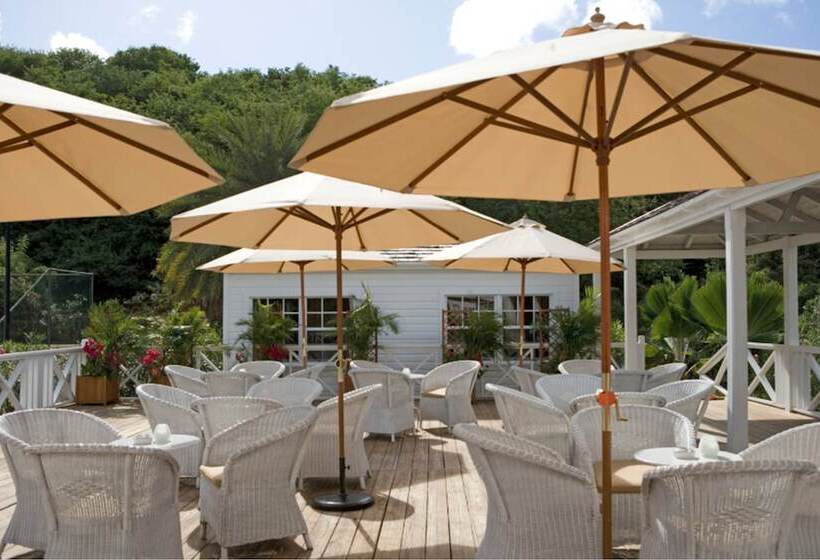 هتل The Inn At English Harbour