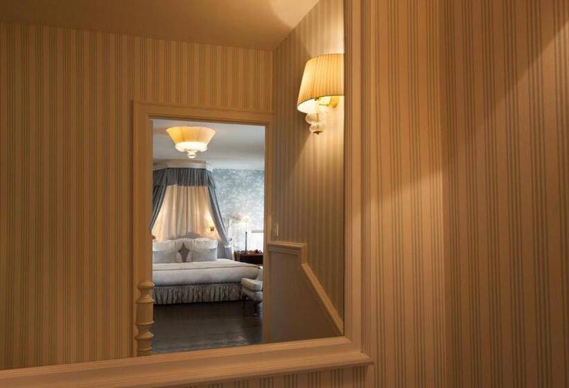 هتل The Pand Charming Boutique