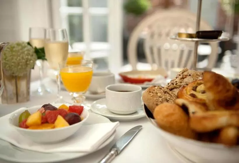 호텔 The Pand   Charming Boutique