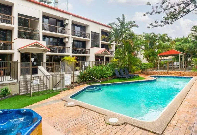 酒店 Trickett Gardens Holiday Inn