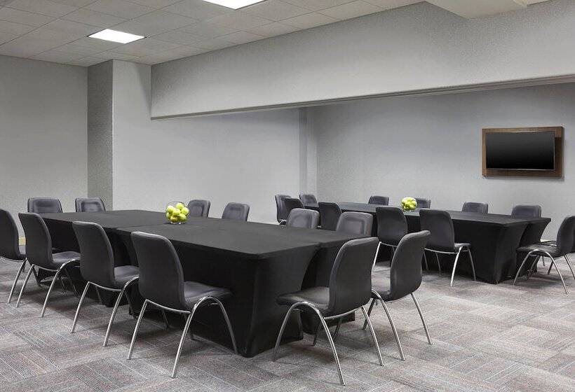 Aloft Hotel Calgary University