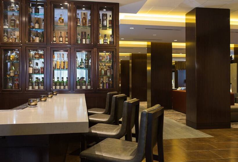 فندق Calgary Marriott Downtown