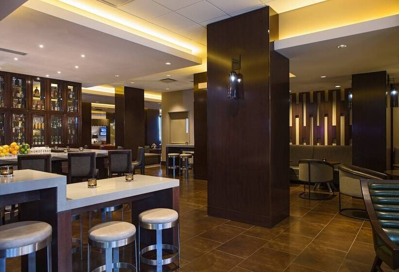 فندق Calgary Marriott Downtown