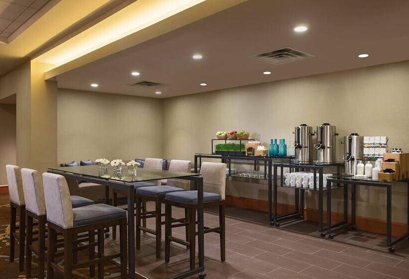 فندق Calgary Marriott Downtown