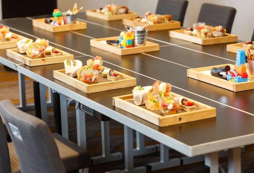 فندق Calgary Marriott Downtown