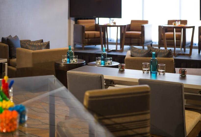 فندق Calgary Marriott Downtown