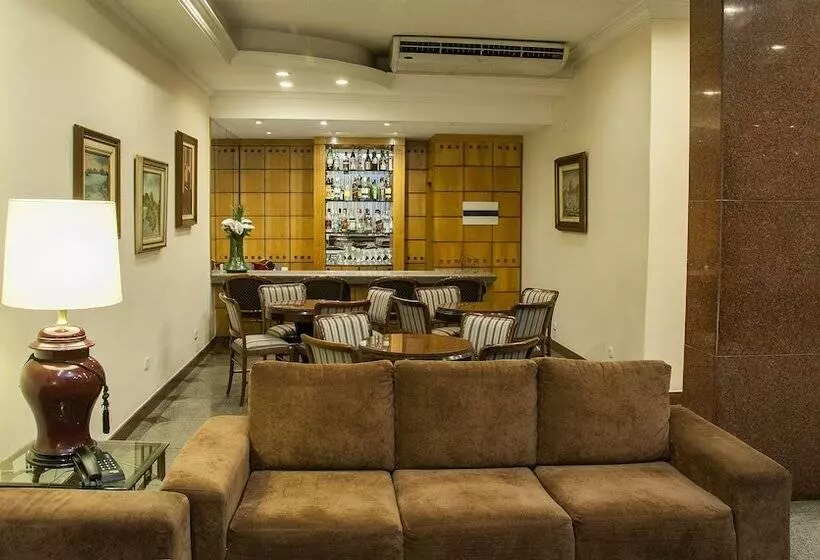 Hotelli Rede Andrade Canada