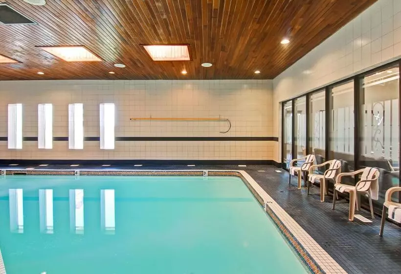 Radisson Hotel & Conference Centre Edmonton