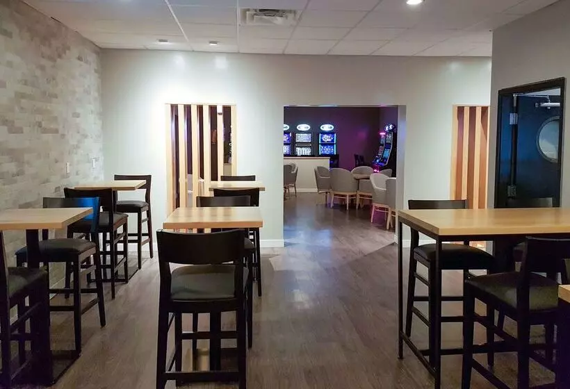 Radisson Hotel & Conference Centre Edmonton