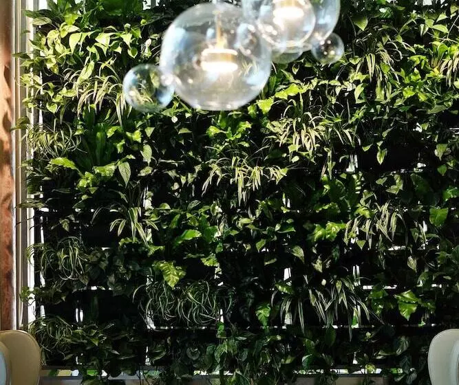 فندق Continental