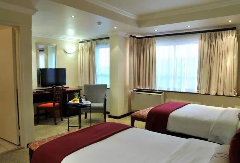 호텔 Cresta President