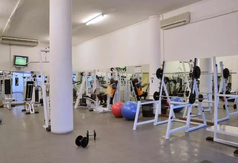 호텔 Cresta President