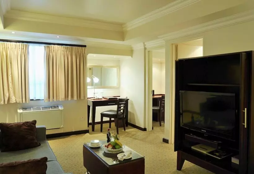 호텔 Cresta President