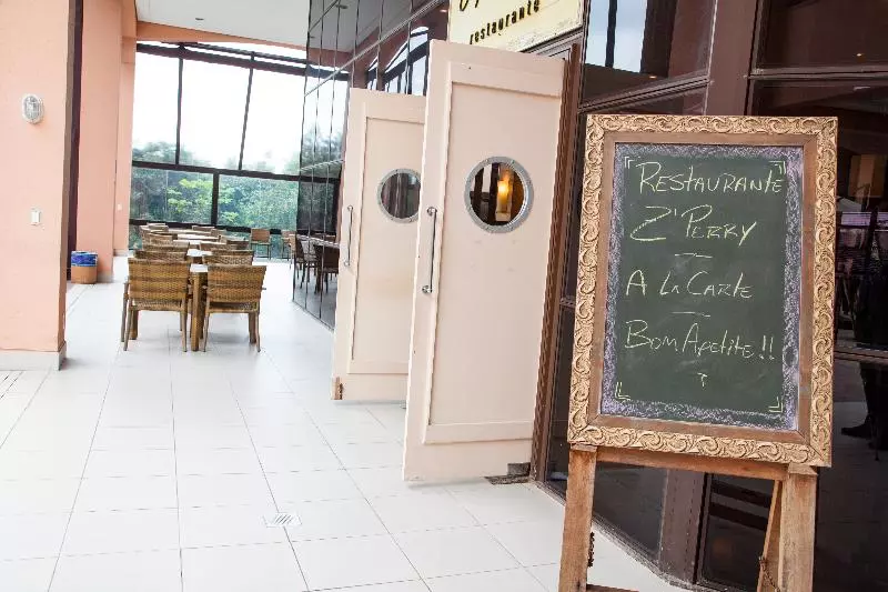 בית מלון כפרי Jurerê Beach Village Oficial