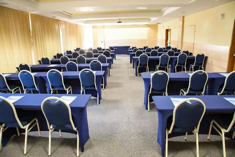 בית מלון כפרי Jurerê Beach Village Oficial