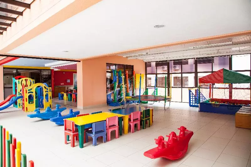 בית מלון כפרי Jurerê Beach Village Oficial