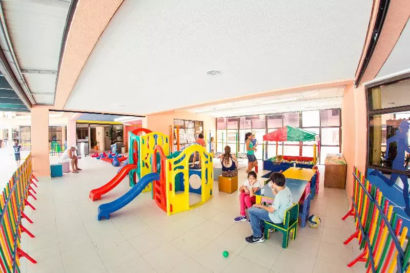 בית מלון כפרי Jurerê Beach Village Oficial