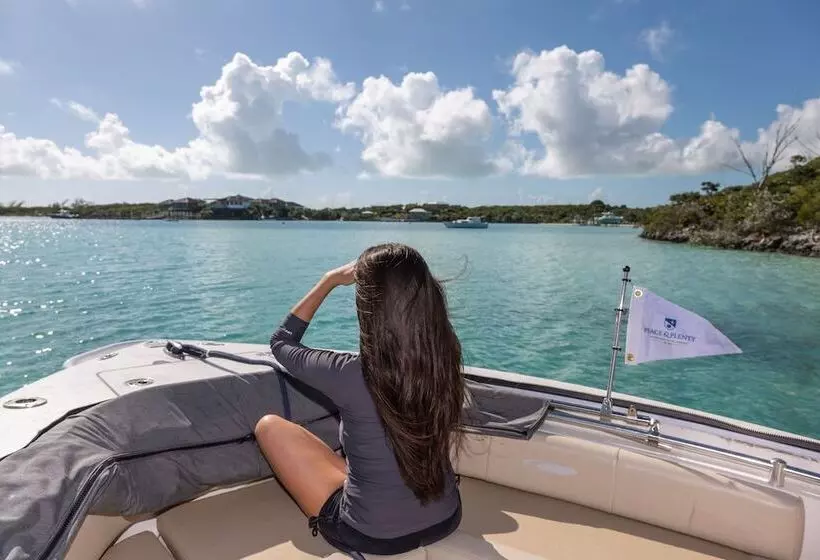 هتل Peace And Plenty Resort