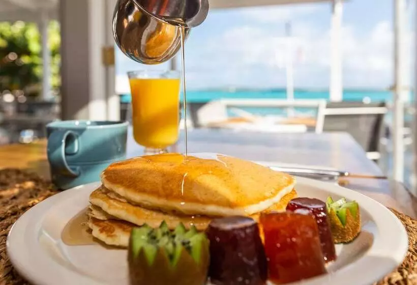 هتل Peace And Plenty Resort