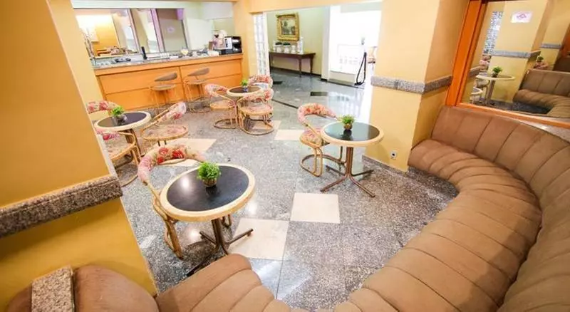 هتل Plazza Inn Master