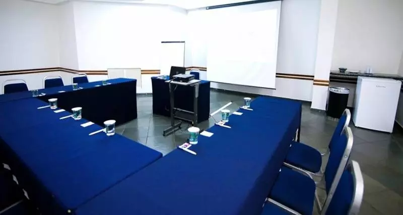 هتل Plazza Inn Master