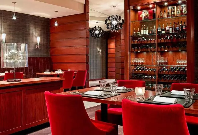 Hotel Sheraton Cavalier Calgary