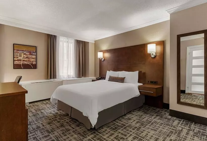 Best Western Ville Marie Hotel & Suites