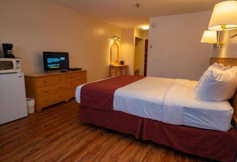 Hotel Canadas Best Value Inn River View