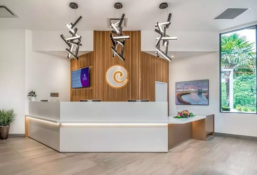 Отель Coast Tsawwassen Inn