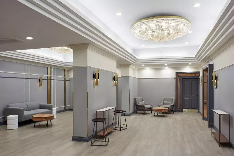 Delta Hotels By Marriott London Armouries